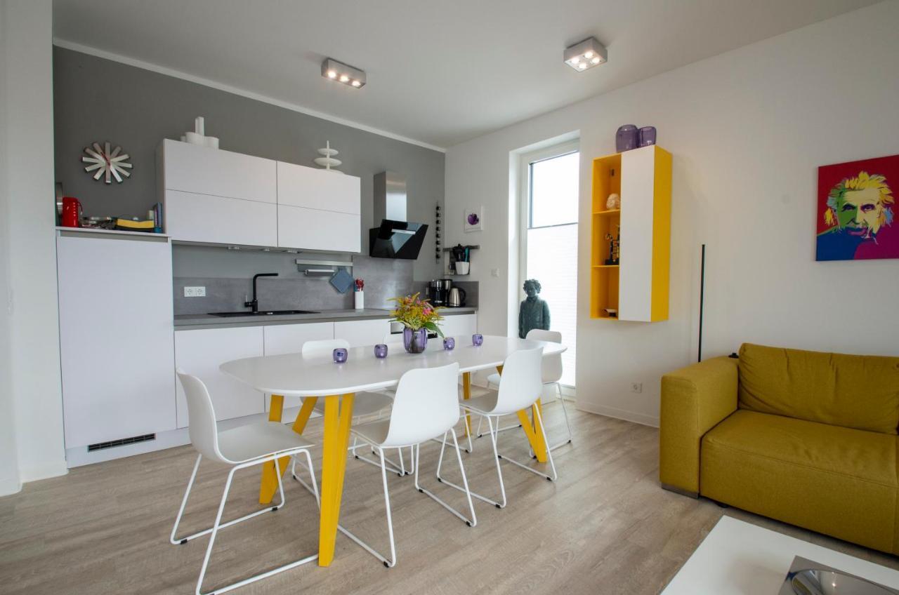 Albert-Inn-Glowe - Barrierefrei & 3 Schlafzimmer & Coworking & Strandkorb-Saisonal & Sauna Im Haus & Fahrraeder Ngoại thất bức ảnh