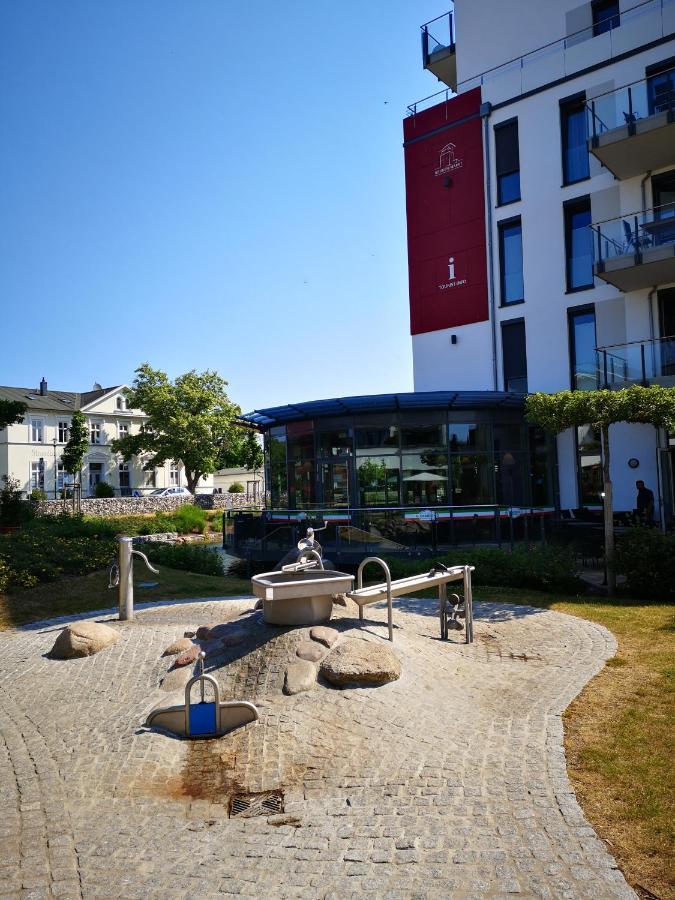 Albert-Inn-Glowe - Barrierefrei & 3 Schlafzimmer & Coworking & Strandkorb-Saisonal & Sauna Im Haus & Fahrraeder Ngoại thất bức ảnh